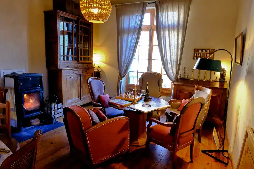 Salon avec cheminee reve d'aghon